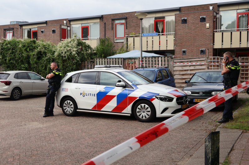 Afbeelding bij Steekincident in Amersfoort: politie onderzoekt situatie bij woning - 112 in Beeld