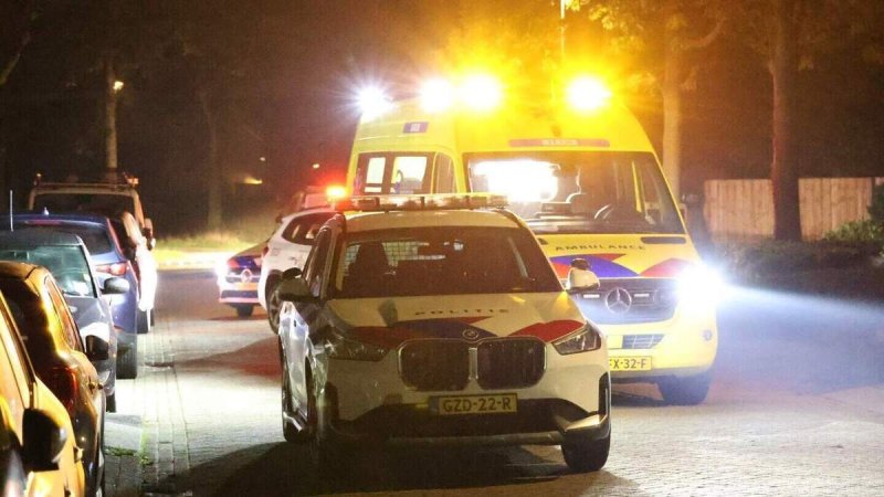 Afbeelding bij Minderjarig slachtoffer steekpartij belde aan bij buurtbewoners en werd geholpen: ’Vroeger was dit nog bijzonder nieuws’ - Noordhollands Dagblad