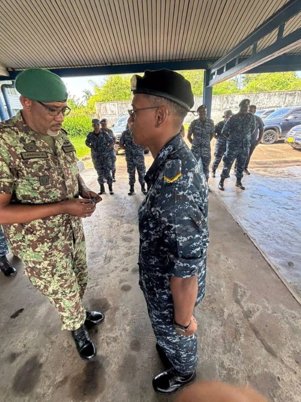 Afbeelding bij Militair redt vrouw tijdens ernstige steekpartij bij Vredenburg - dbsuriname.com