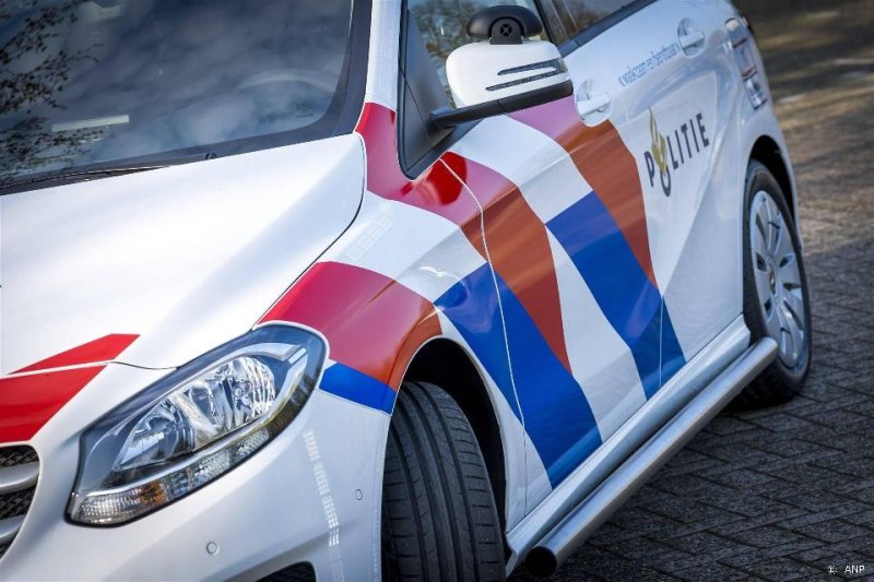 Afbeelding bij Man neergestoken bij asielzoekerscentrum in Dordrecht - Drimble