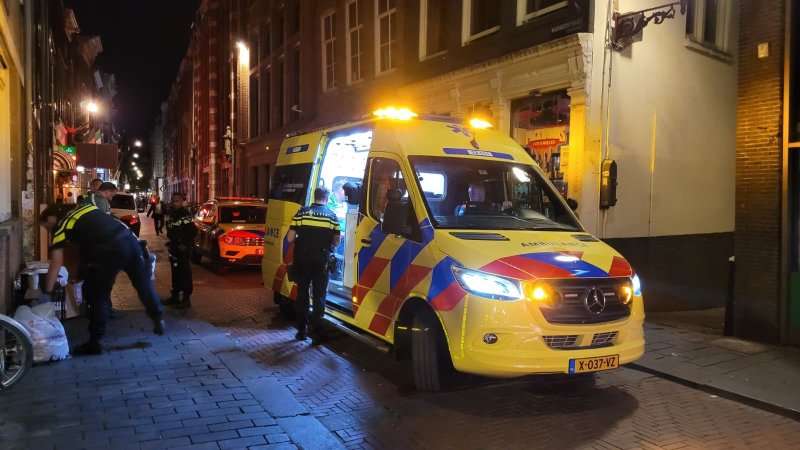 Afbeelding bij Toerist neergestoken in Amsterdam, twee daders gevlucht - 112 Nederland