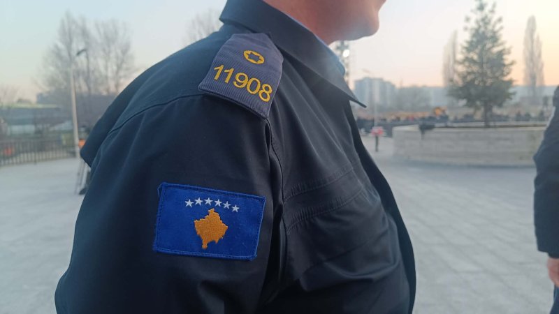 Afbeelding bij Leposavić: Ik heb mijn ex-vrouw neergestoken, ben gearresteerd en vervolgens in een reguliere procedure vrijgelaten - KoSSev