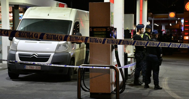Afbeelding bij 36-jarige man neergestoken aan tankstation in Wilrijk: slachtoffer in levensgevaar - HLN