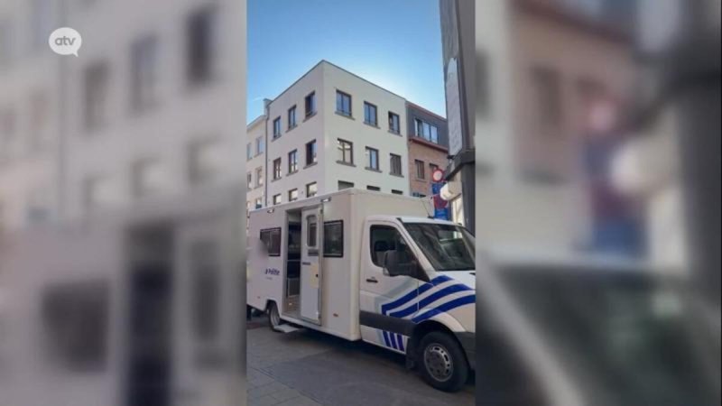 Afbeelding bij Vrouw neergestoken in Schipperskwartier, jongeman van 18 opgepakt - GVA