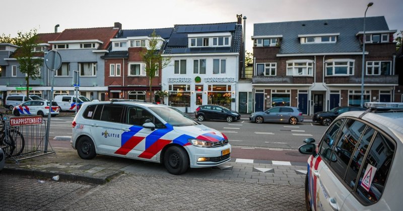 Afbeelding bij Sluiting of schouderklopje? Kroegbaas en gemeente kijken heel anders naar steekpartij bij café in Tongelre - Eindhovens Dagblad