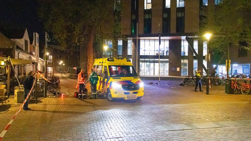 Afbeelding bij Steekpartij Hilversum: jongen (20) voor poging doodslag - De Gooi- en Eemlander