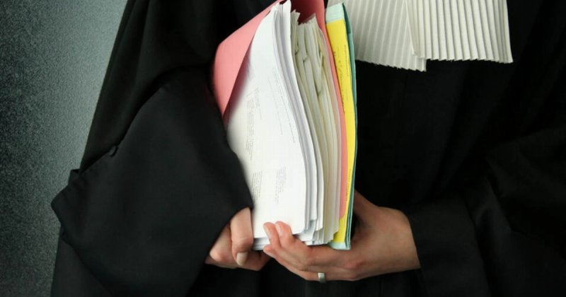 Afbeelding bij Verdachte dodelijke steekpartij azc Alkmaar blijft veertien dagen langer vast - nl24.nu